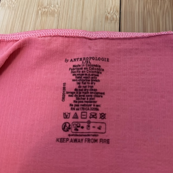 The Hannah Seamless Textured Tank: Ribbed Edition - Picture 8 of 8